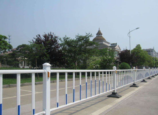 道路護(hù)欄 道路護(hù)欄