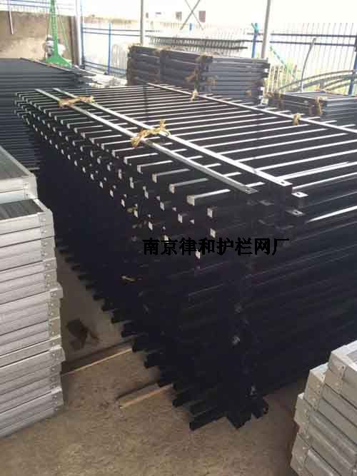 ��ɫ�\��o��