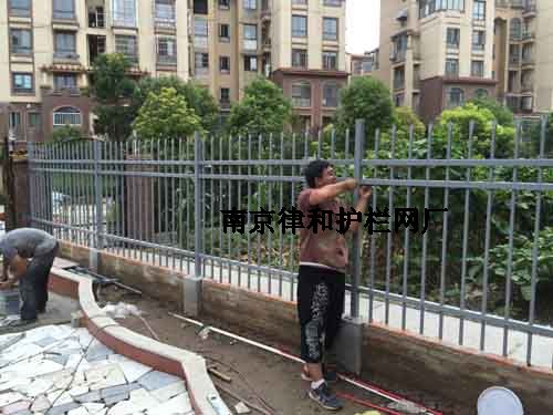 �Ͼ��o(h��)�ڰ��b