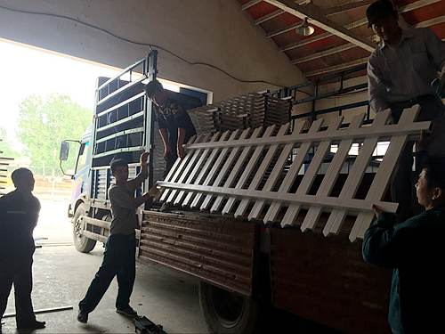 PVC護(hù)欄價(jià)格 PVC護(hù)欄價(jià)格